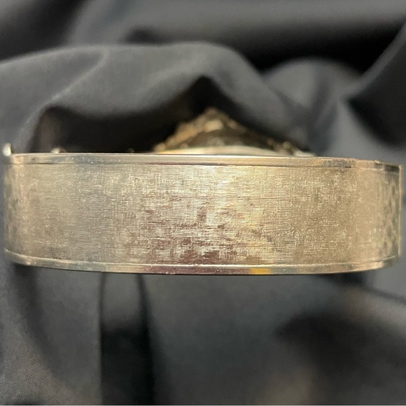 Vintage Victorian Style Silver Tone Hinged Cuff Bracelet w/Matching Emmons Ring - Picture 3 of 15